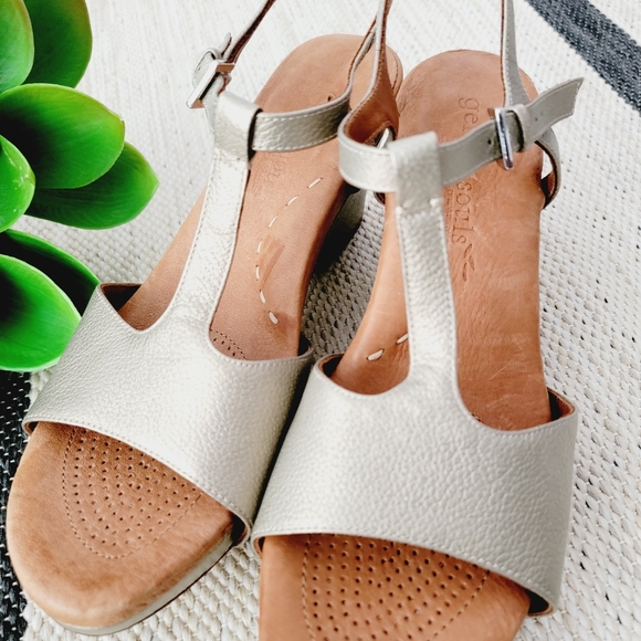 Gently Souls T-Strap Wedge Sandals - Picture 8 of 14